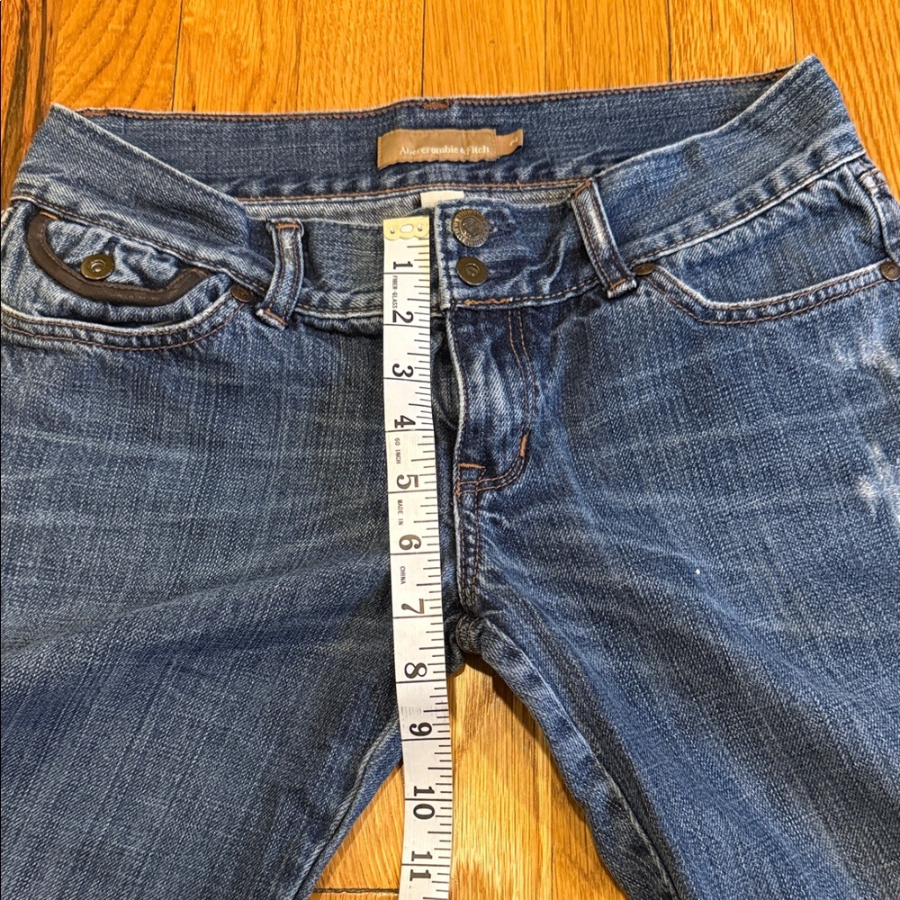 Abercrombie & Fitch Bootcut Jeans Y2K Low Rise Dark Wash Size 2 - Picture 5 of 7